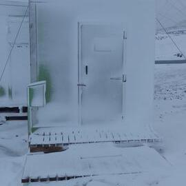 2013 Hillary's TAE/IGY hut inspection, exterior (002)