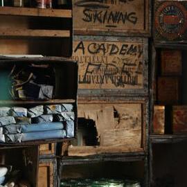 2010-11 "Joyce's Skining Academy - Free' inside Shackleton's 'Nimrod' hut