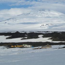 2010-11 Scott's 'Terra Nova' hut and the AHT field camp