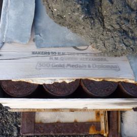 2010-11 Supply deposit at Cape Evans (004)