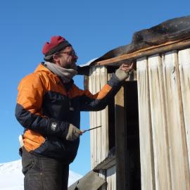 2010-11 Martin Wenzel working at Cape Evans