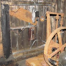 2010-11 Metal survey artefact image in the Physical Laboratory, Cape Evans (024)