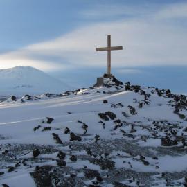 2010-11 Cross on Wind Vane Hill