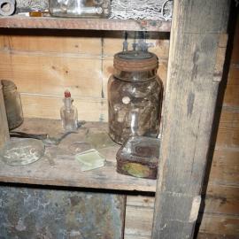 2010-11 Location image of artefacts in Murray's Laboratory inside Shackleton's 'Nimrod' hut