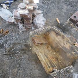 2010-11 Excavation of cache 2, crate G, Cape Royds (004)