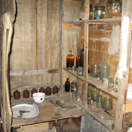 2010-11 Murray's biology laboratory inside Shackleton's 'Nimrod' hut