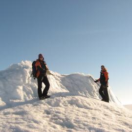 2010-11 Diana Komejan and Jamie Clarke on a walk