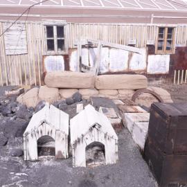 2010-11 Dog kennels at Cape Royds