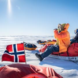 Bengt Rotmo and Mike Dawson stop for a break