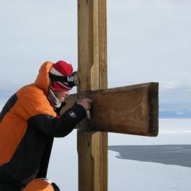 Taking paint samples from Observation Hill Cross (001)