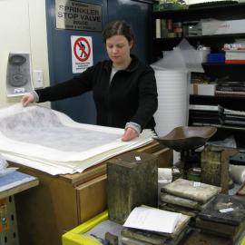 Treating Griffiths McAllister tin wrapper (034)