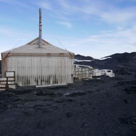2018-19 East wall of Shackleton's 'Nimrod' hut, Cape Royds