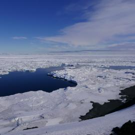 2018-19 Sea ice breaking up near Cape Royds (001)
