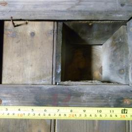 Ventilator in Scott's 'Discovery' hut (001)