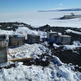 Fuel cache, Cape Evans (002)