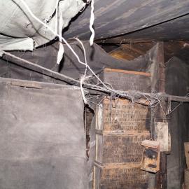 Canvas ceiling and wall lining, Scott's 'Discovery' hut (001)