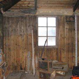 Measuring wall, Scott's 'Discovery' hut 