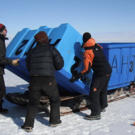 Transporting AHT cubers (001)