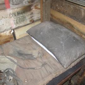 Artefacts on Taylor's bunk, Scott's 'Terra Nova' hut (001)