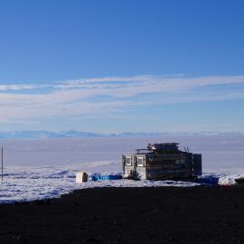 Conservation labs at Cape Evans (002)