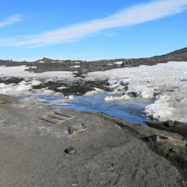 2013-14 Artefacts scattered around Scott's 'Terra Nova' hut, Cape Evans (003)