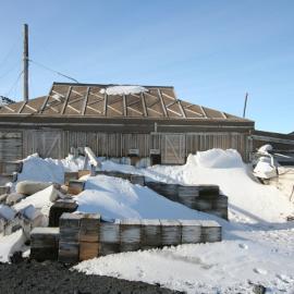 2012-13 Shackleton's 'Nimrod' hut inspection, exterior 