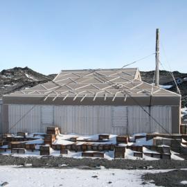 2012-13 Shackleton's 'Nimrod' hut inspection, exterior (005)
