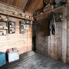 2012-13 Shackleton's 'Nimrod' hut inspection, interior (003)