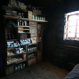 2012-13 Shackleton's 'Nimrod' hut inspection, interior (004)