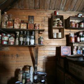 2012-13 Shackleton's 'Nimrod' hut inspection, interior (009)