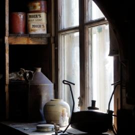 Artefacts and window, Shackleton's 'Nimrod' hut