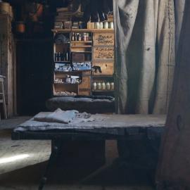 Looking west, Shackleton's 'Nimrod' hut (001)