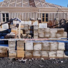 2012-13 Shackleton's 'Nimrod' hut survey, exterior (007)