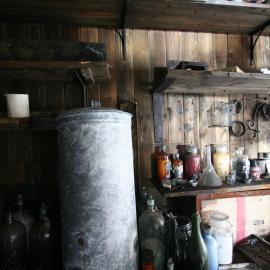 Physical Lab, Scott's 'Terra Nova' hut (004)