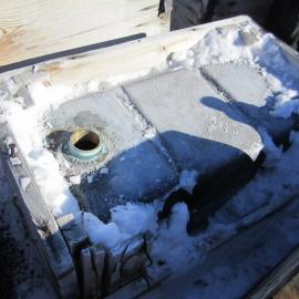 Fuel box cache at Cape Evans (002)