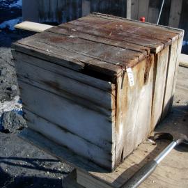 2007-08 Box undergoing repairs, Cape Royds (028)