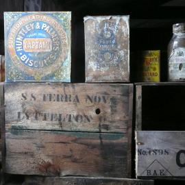 Bulkhead made of provision boxes and stocked with artefacts (001)