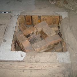 Base of Bernacchi's apparatus stand in Physical Laboratory, Scott's 'Discovery' Hut