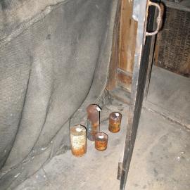 Corroded tins of food with coating applied, Scott's 'Discovery' Hut (002)