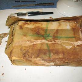 Aurora Australis ream of paper (053)