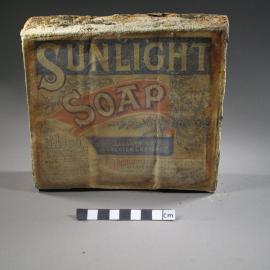 Sunlight' soap conservation (011)