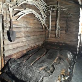 2017-18 Scott's 'Terra Nova' hut, interior, blubber cache