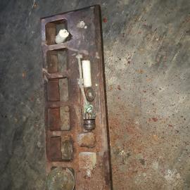 2017-18 Scott's 'Terra Nova' hut, monitoring, Wardroom table artefact