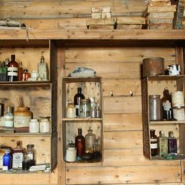 2017-18 Shackleton's 'Nimrod' hut, interior, artefacts in shelving
