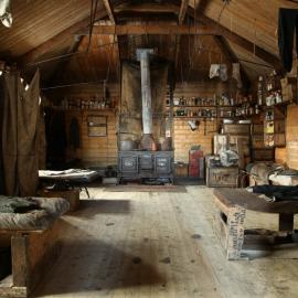 2017-18 Shackleton's 'Nimrod' hut, interior, Main room