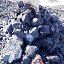 2017-18 Vince's Cross, base before repair