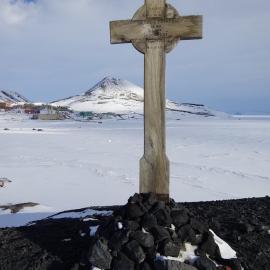 2017-18 Vince's Cross, Hut Point