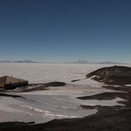 2017-18 Scott's 'Discovery' hut and Vince's Cross