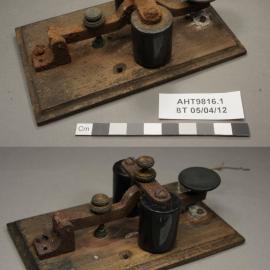 Telegraph key