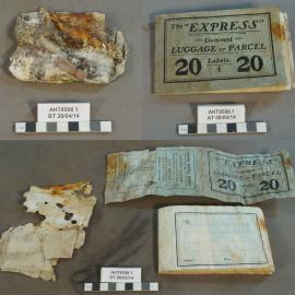 Gummed luggage labels